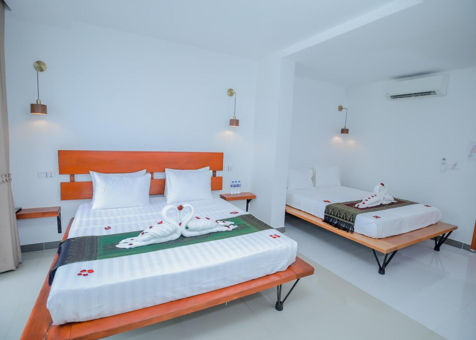 Bliss & Beats Hostel Пном Пен Екстериор снимка